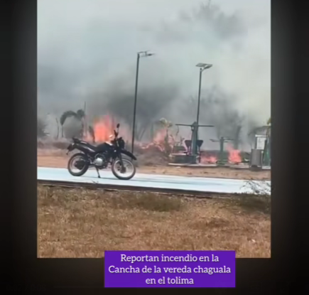 Alerta en Coello por voraz incendio cerca de zona residencial